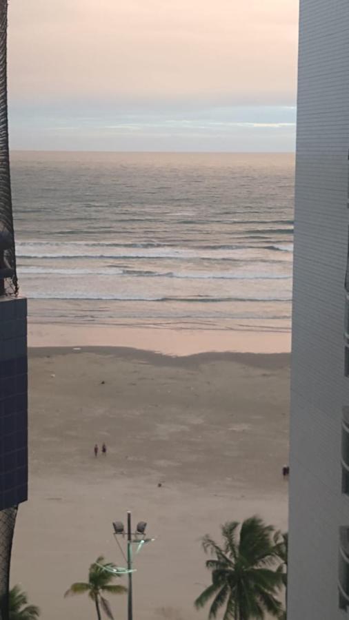 Lindo Apartamento Guilhermina - Edificio Frente Para O Mar Praia Grande  Exterior photo
